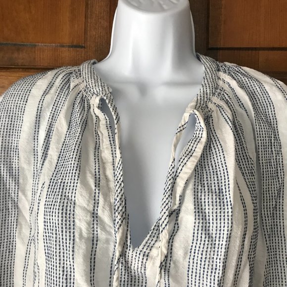 H&M White with Blue Thread Stitched Stripes Cap Sleeve Pullover Top Size 2XL - Picture 3 of 13